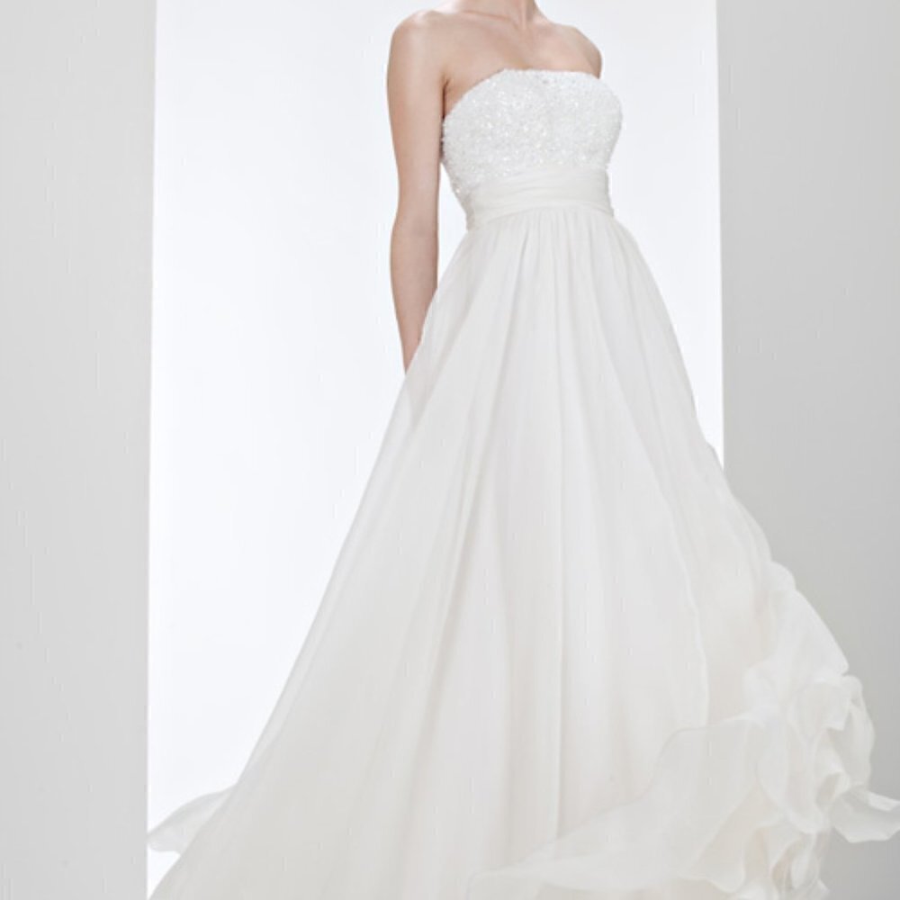 Theia white wedding beaded bust fit and flare silk skirt dress size 4
